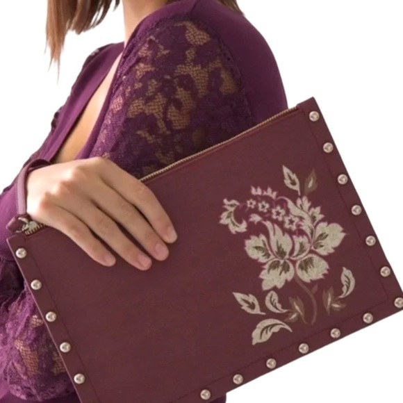 WHBM wine burgundy merlot floral studded envelope clutch wristlet handbag - Picture 2 of 8